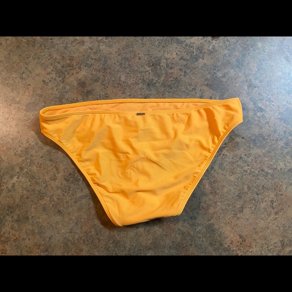 Hollister Yellow/Orange Bikini - Picture 5 of 5